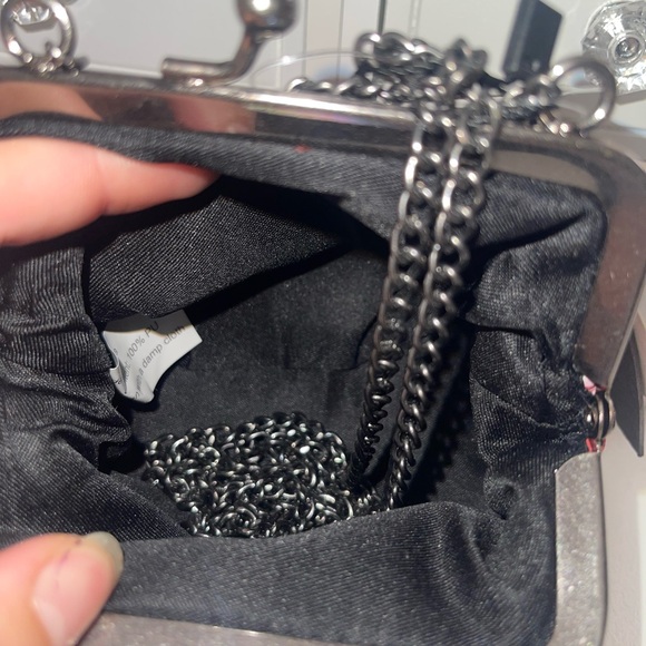 NWT Ed Hardy Floral Red Bedazzled Small bag/coin purse with Chain - Picture 4 of 8